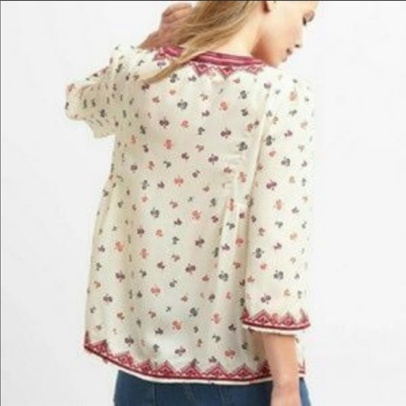 GAP Geo Trim Embroidered Boho Bell Sleeve Top Cream Red Size Small NWOT - Picture 2 of 5